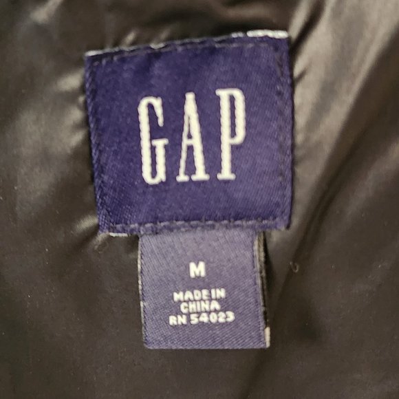 WOMENS GAP PLAIN BLACK CASUAL ZIP UP DOWN PADDED WINTER RAIN COAT JACKET SIZE M - Picture 4 of 5